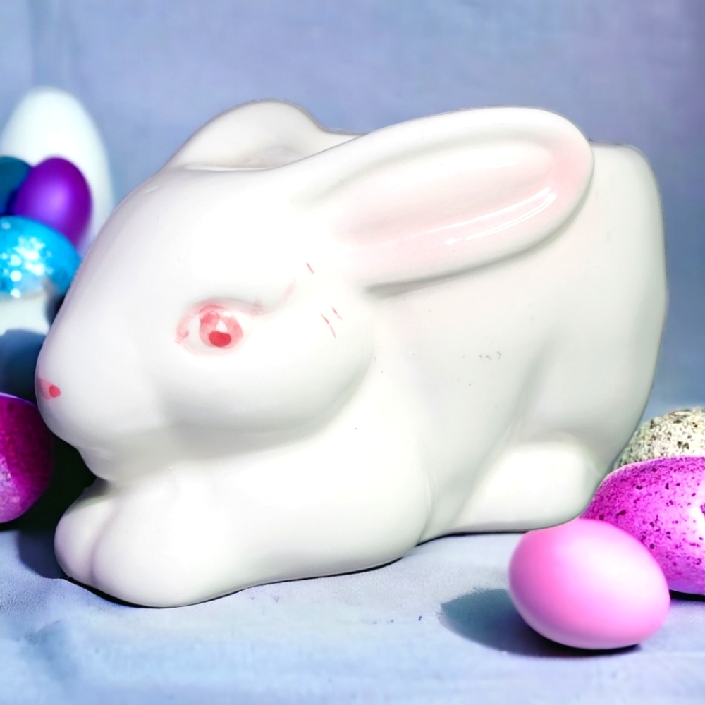 Vintage Hand Painted Rabbit Indoor Planter Pot, Spring Decor, Easter Bunny
